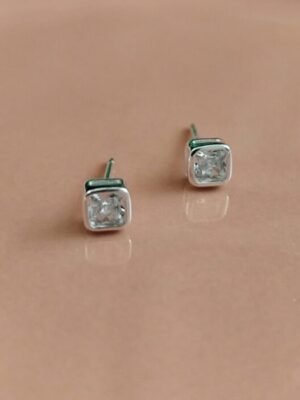 Brinco ponto de luz Prata 925