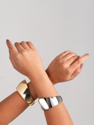 Bracelete curvo