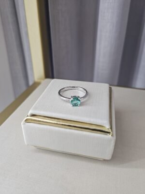 Anel solitário turmalina