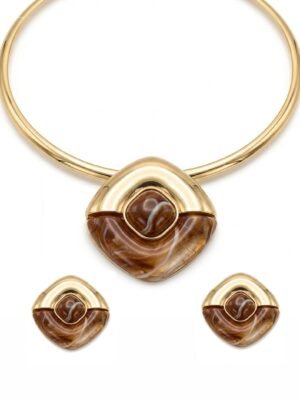 Conjunto resinado marrom